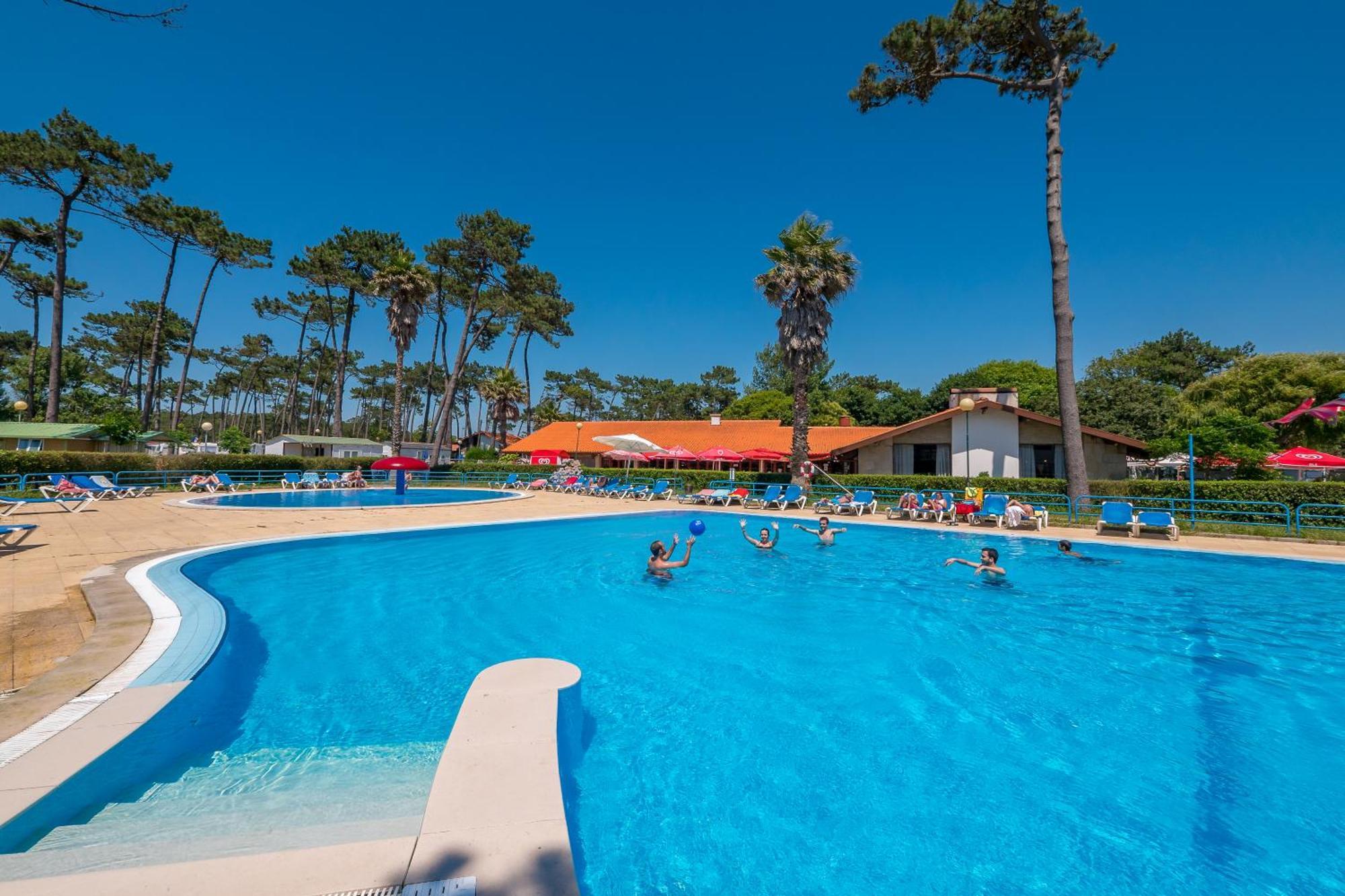 Parque De Campismo Orbitur Angeiras Hotel Екстериор снимка