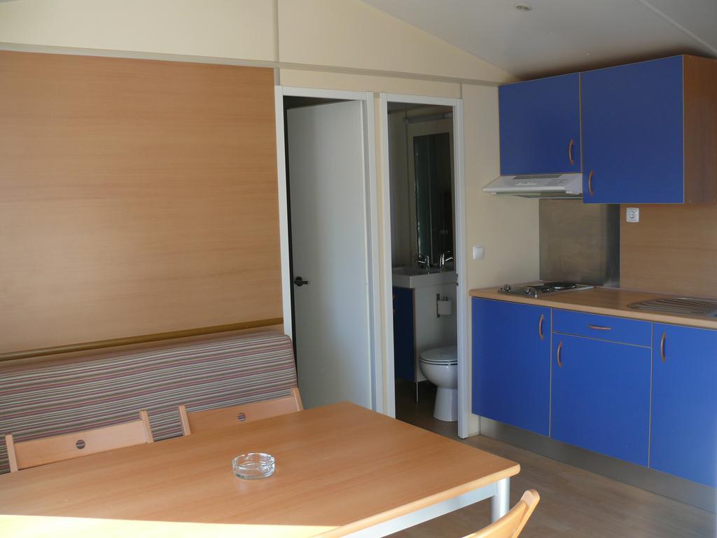 Parque De Campismo Orbitur Angeiras Hotel Екстериор снимка